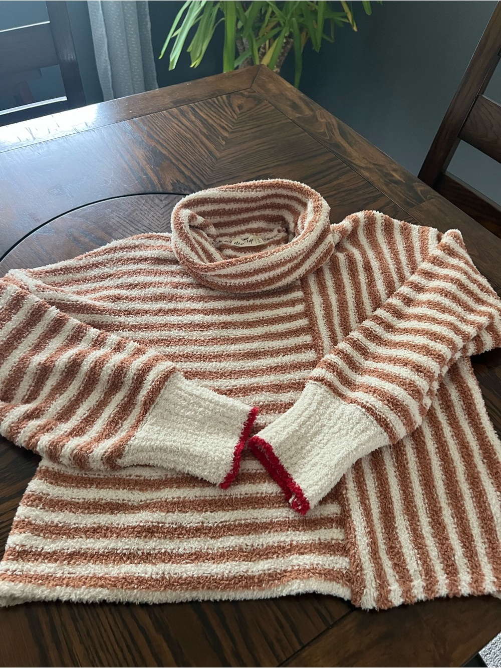 New in Women’s S caramel/creme Striped Knit Turtleneck Pullover Sweater # 710